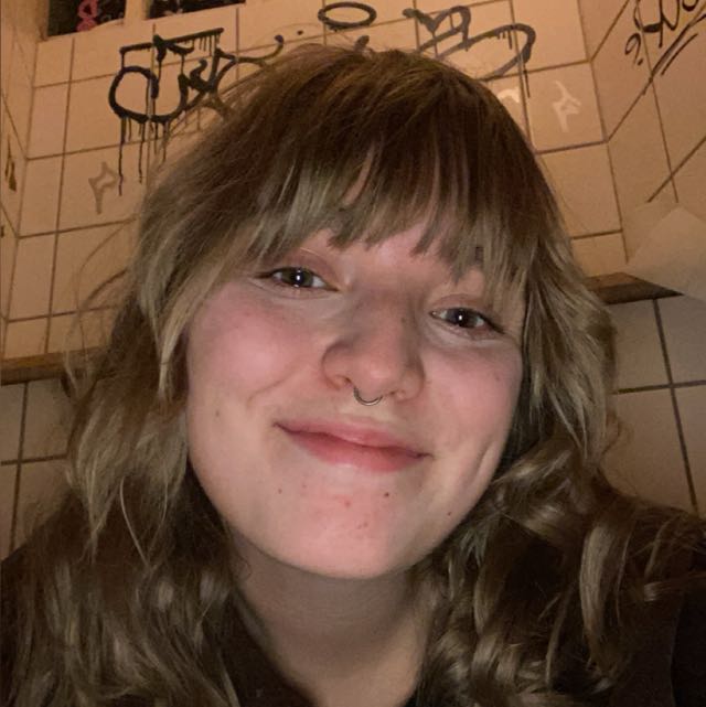 julie.jpg